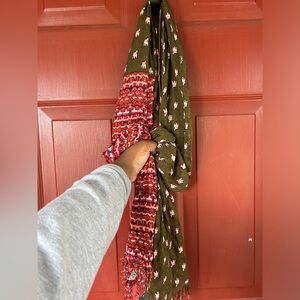 printed abercrombie dog scarf fall autumn colors fringe new with tags